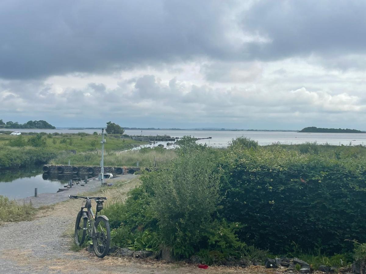 Lakeland Midsummer Lakehouse Oughterard Ngoại thất bức ảnh